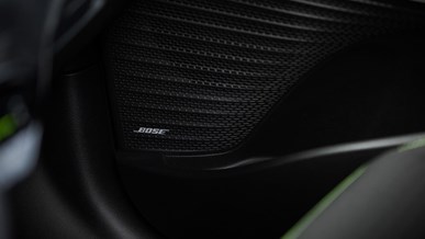 Bose® Premium ljudsystem