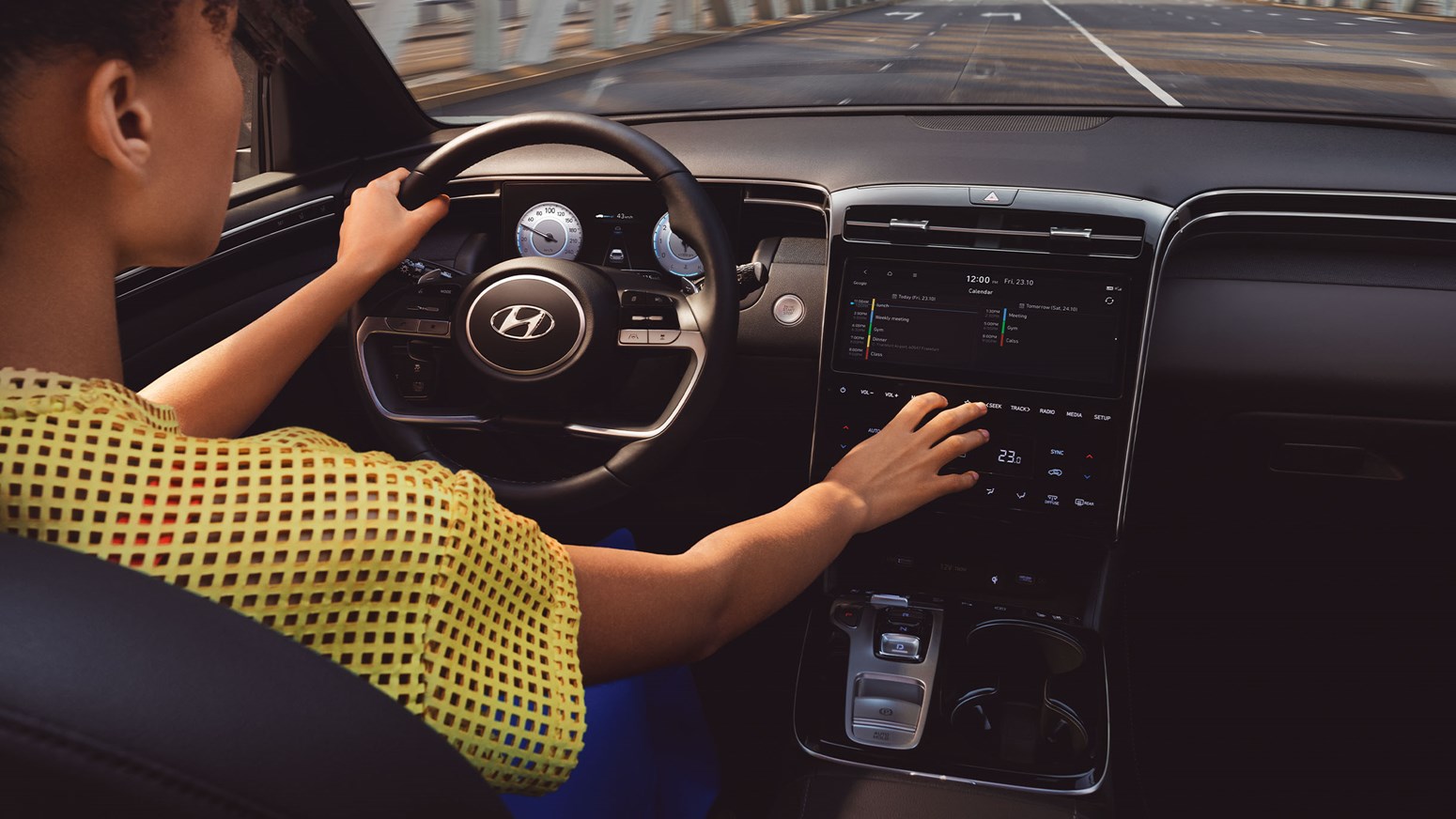 Bildgalleri - Hyundai TUCSON är utrustad med Bluelink, styr bilens funktioner via din smartphone.
